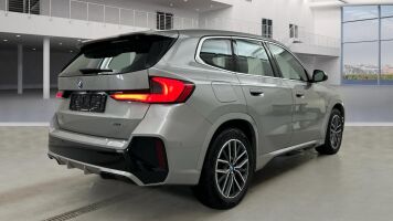BMW IX1 esikatselu 1