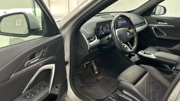 BMW IX1 esikatselu 2