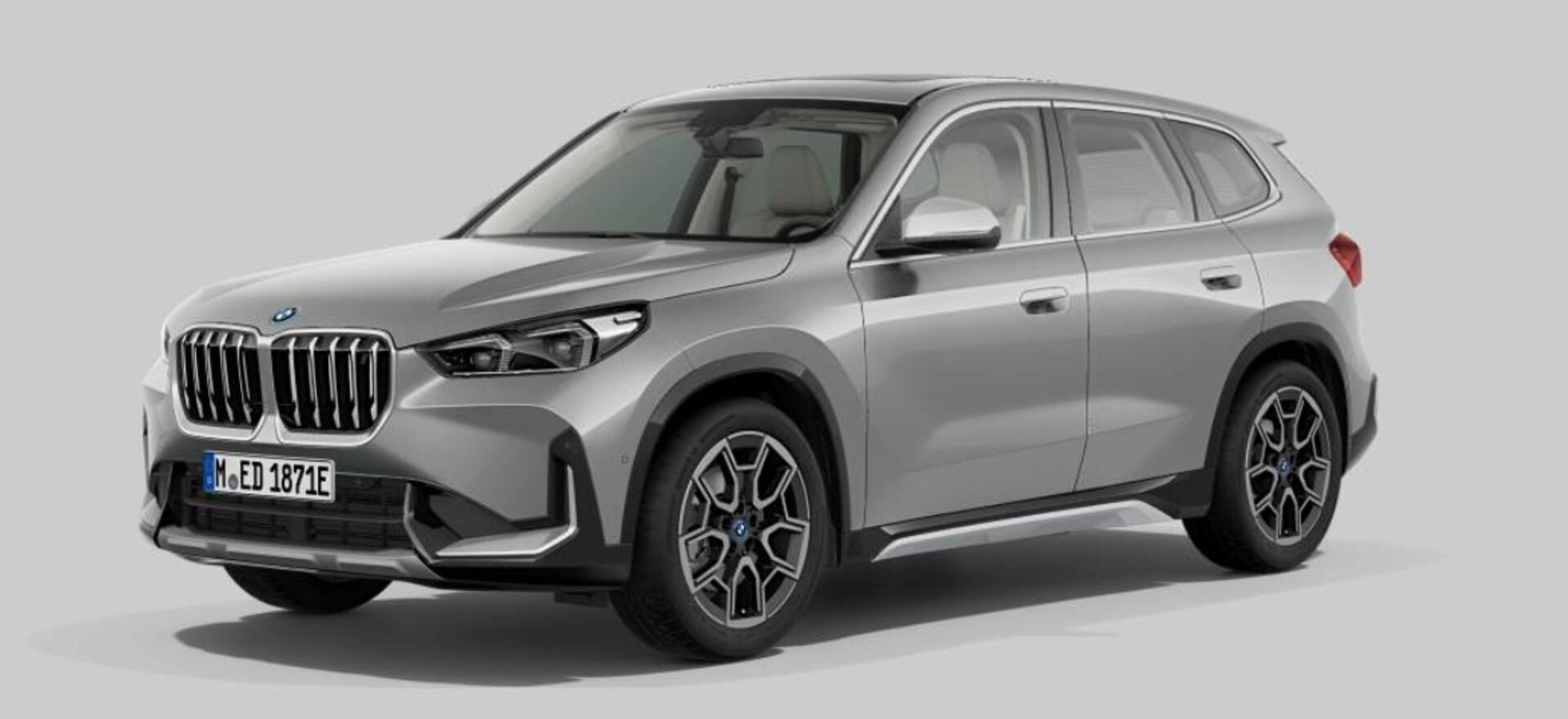 BMW IX1 iso kuva 0