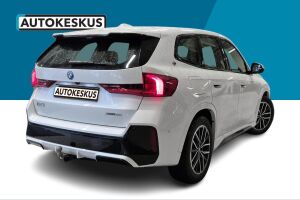 BMW IX1 esikatselu 3