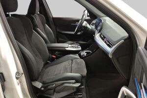 BMW IX1 esikatselu 4