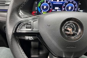 SKODA SUPERB esikatselu 26