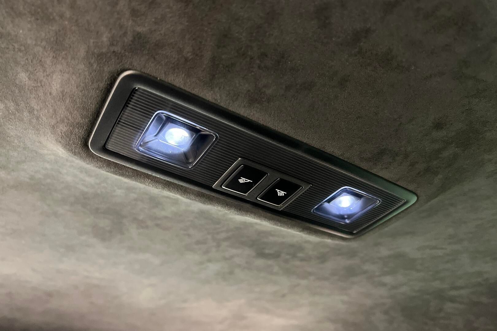 SKODA SUPERB iso kuva 35