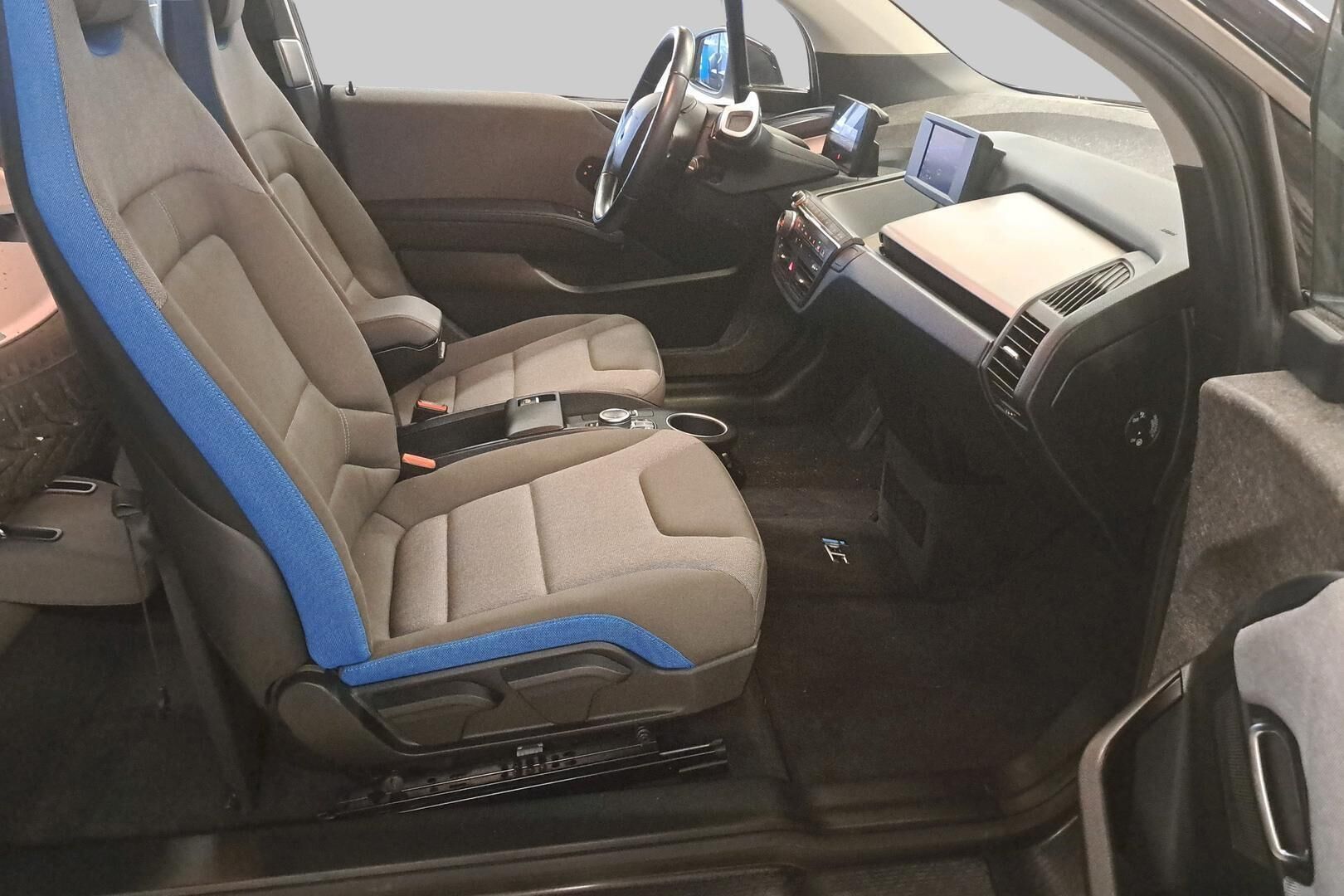 BMW I3S iso kuva 3