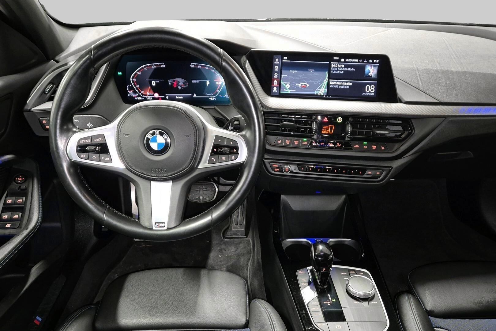 BMW 1-SARJA iso kuva 2