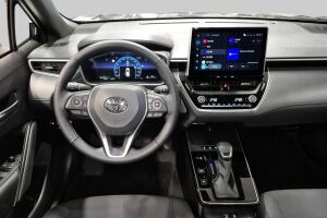 TOYOTA COROLLA CROSS esikatselu 1