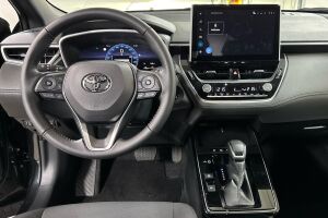 TOYOTA COROLLA CROSS esikatselu 1