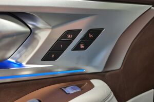 BMW XM esikatselu 8