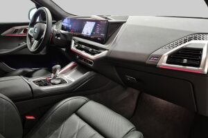 BMW XM esikatselu 6
