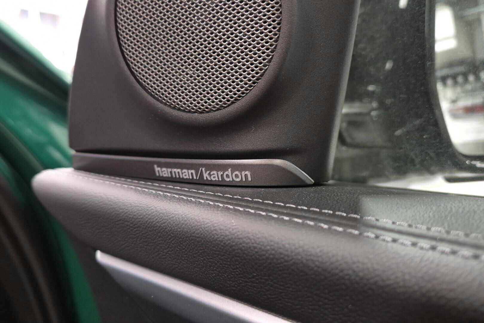 BMW XM iso kuva 7