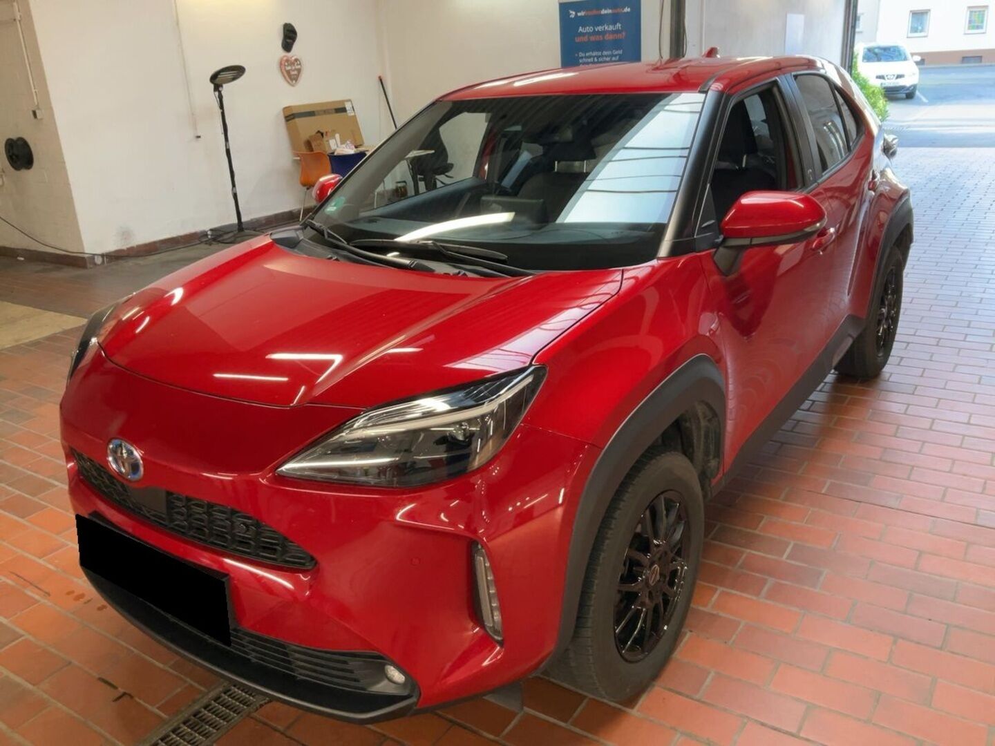 TOYOTA YARIS CROSS iso kuva 0