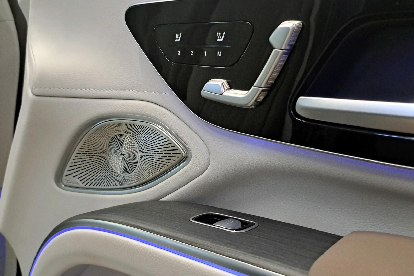 MERCEDES-BENZ EQS iso kuva 11
