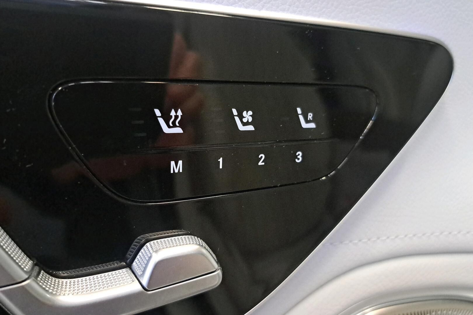 MERCEDES-BENZ EQS iso kuva 5