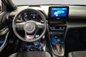 TOYOTA YARIS CROSS esikatselu 1