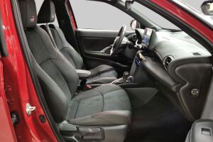 TOYOTA YARIS CROSS esikatselu 2