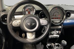 MINI Cooper S esikatselu 23