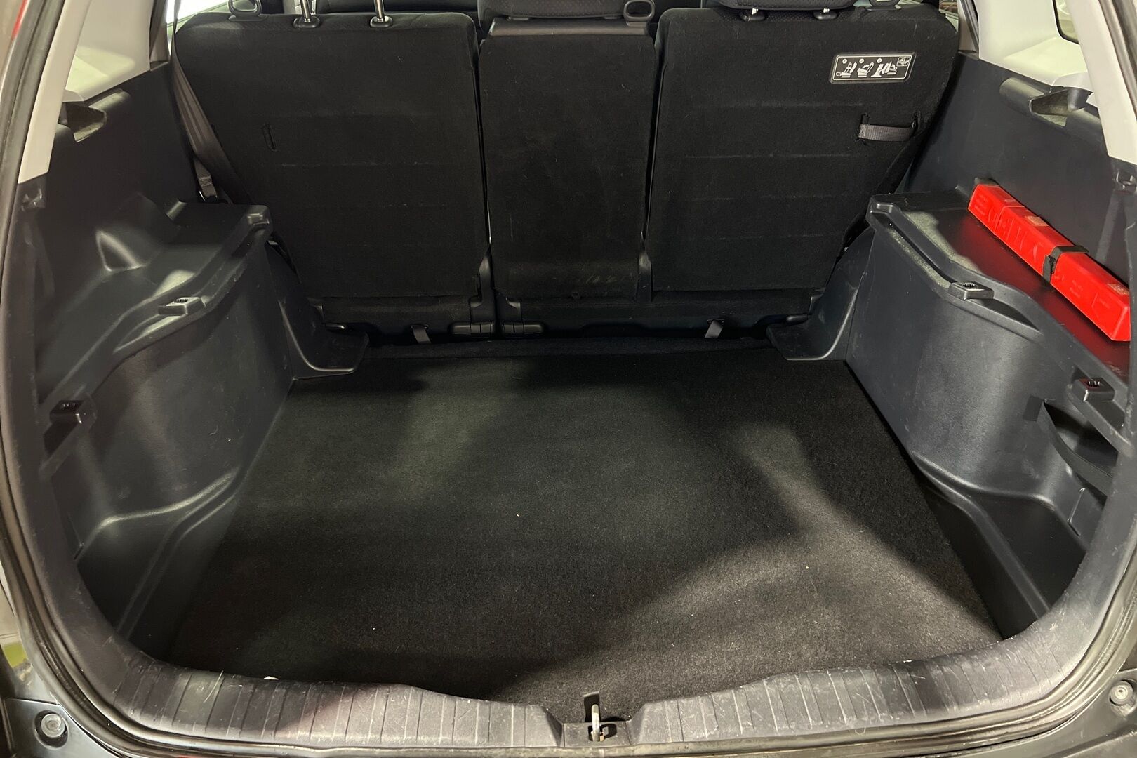 Honda CR-V iso kuva 10