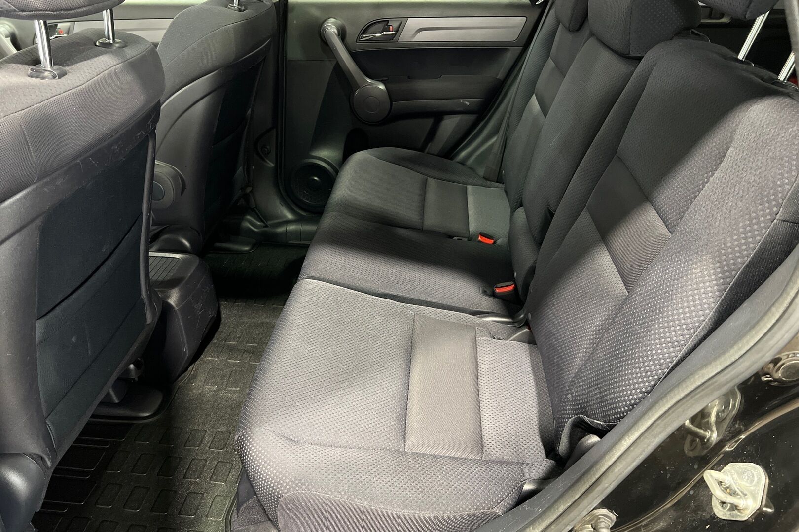 Honda CR-V iso kuva 8