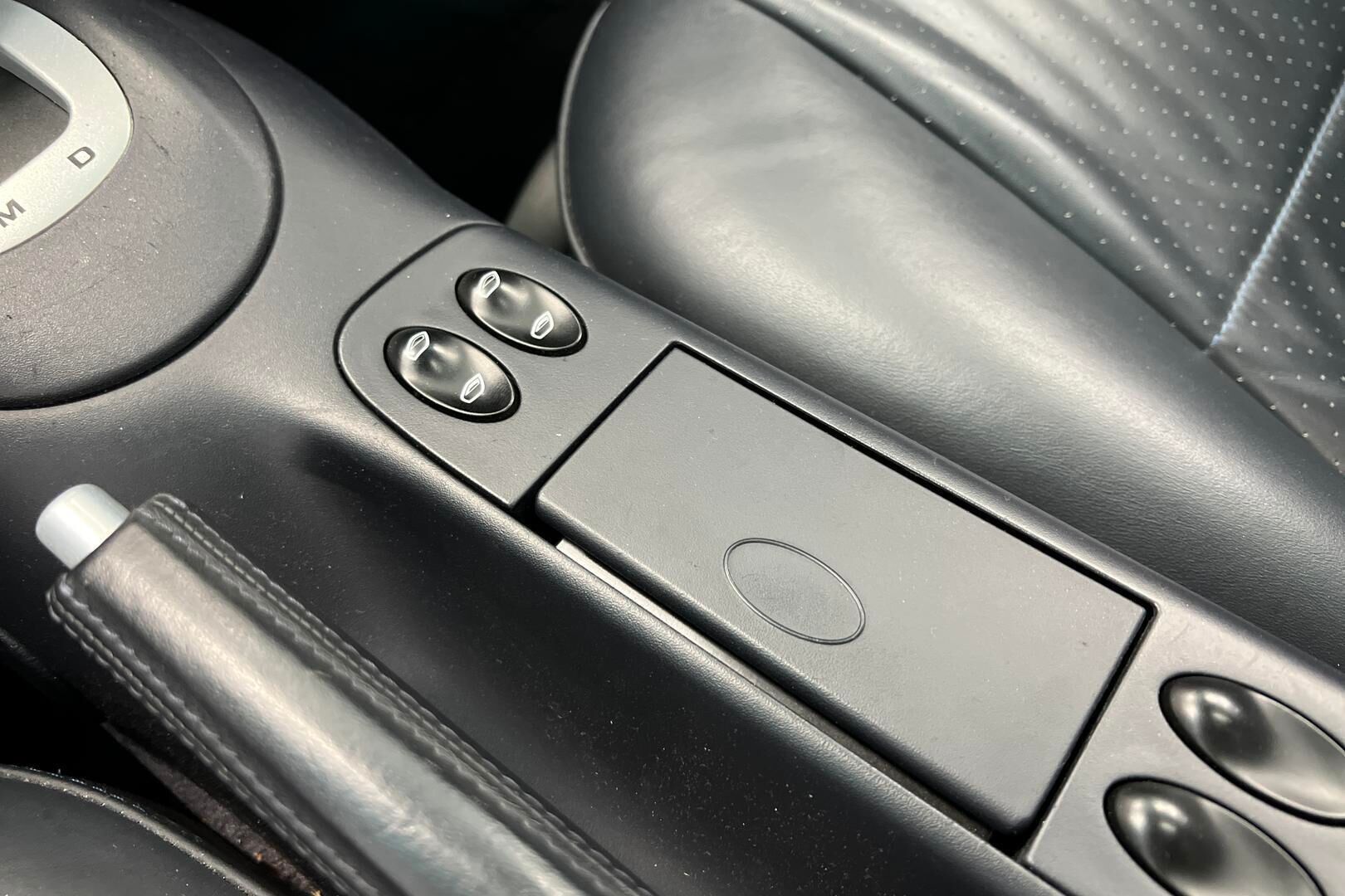 Porsche 911 iso kuva 17