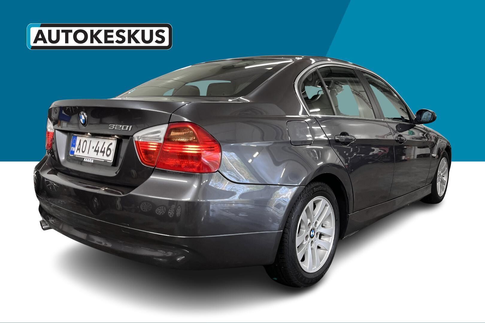 BMW 320 3-sarja 320 E90 Sedan 2007, bild 6/18