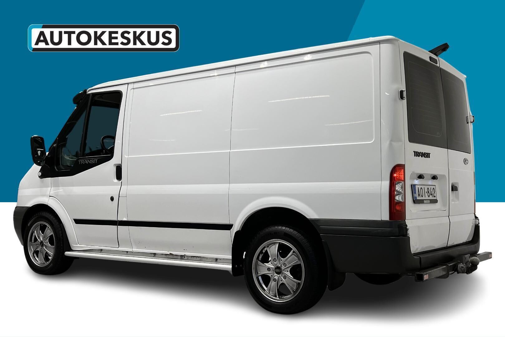 Ford Transit iso kuva 6