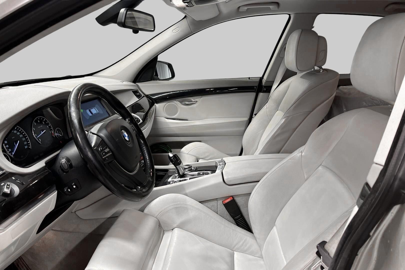 BMW 5-sarja iso kuva 9