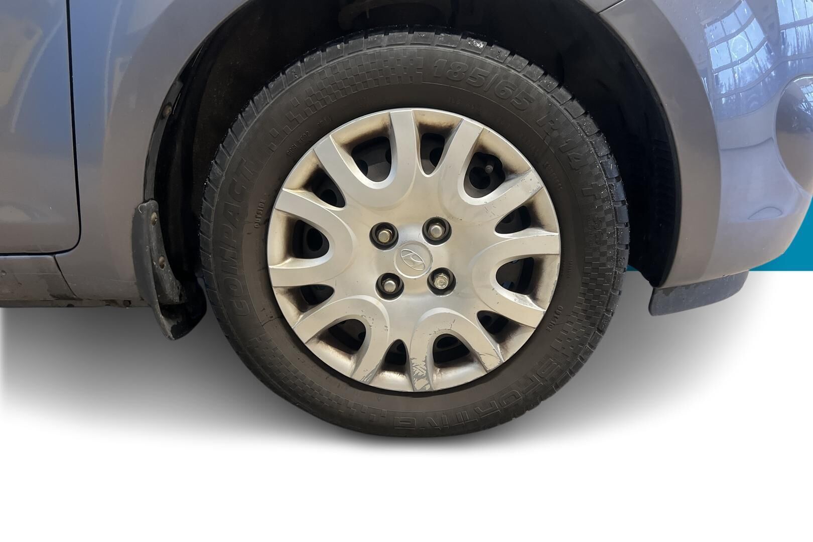 Hyundai i20 iso kuva 12