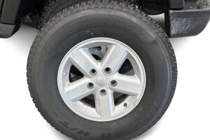 Jeep Wrangler esikatselu 13