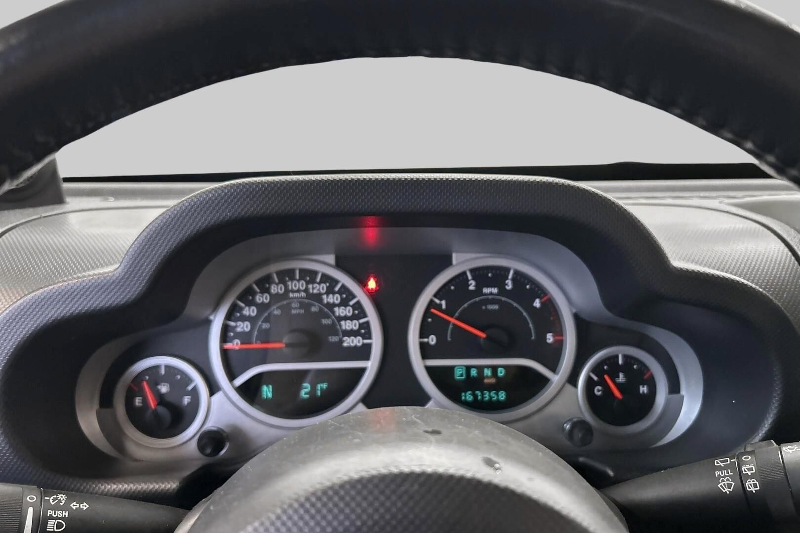 Jeep Wrangler iso kuva 14