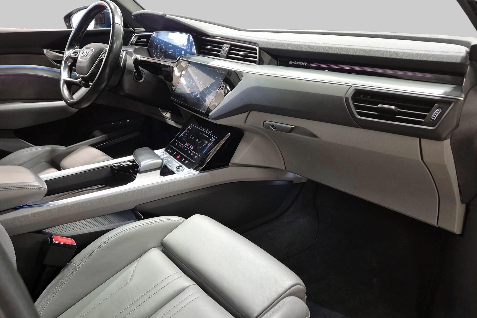 Audi e-tron 55 Quattro Advanced 2019, kuva 5/12