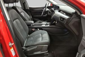AUDI E-TRON esikatselu 3