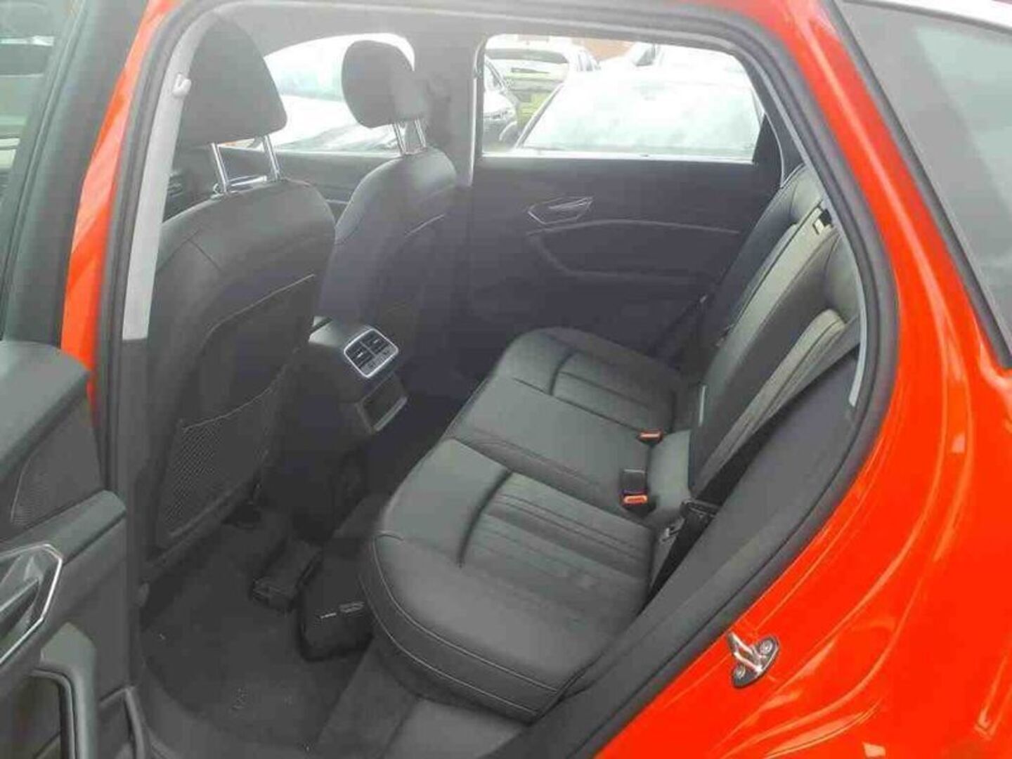 AUDI E-TRON iso kuva 5