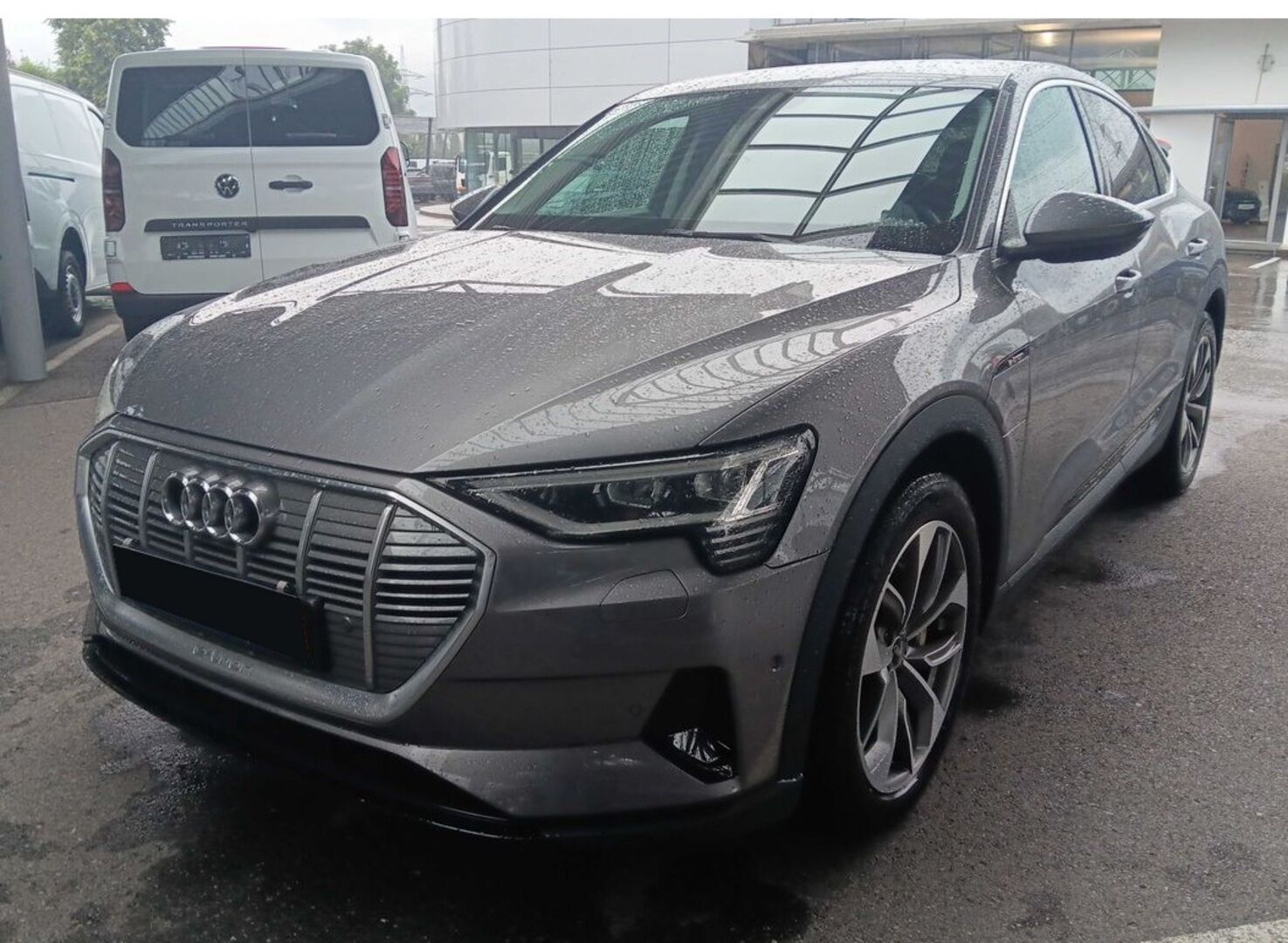 AUDI E-TRON iso kuva 0