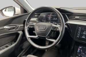AUDI E-TRON esikatselu 31