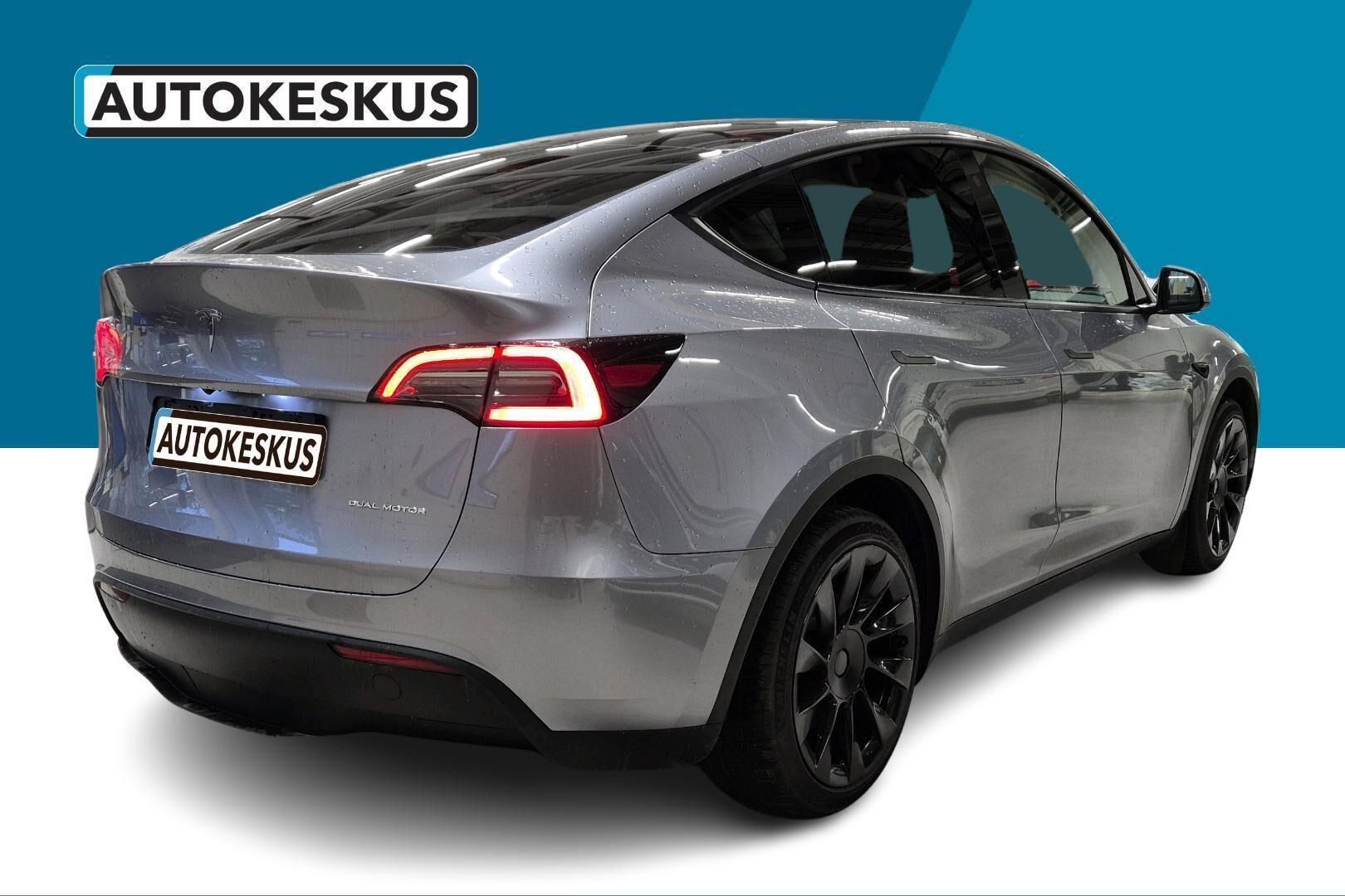 TESLA MODEL Y iso kuva 6