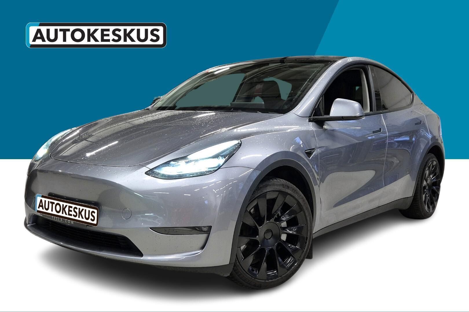 TESLA MODEL Y iso kuva 5