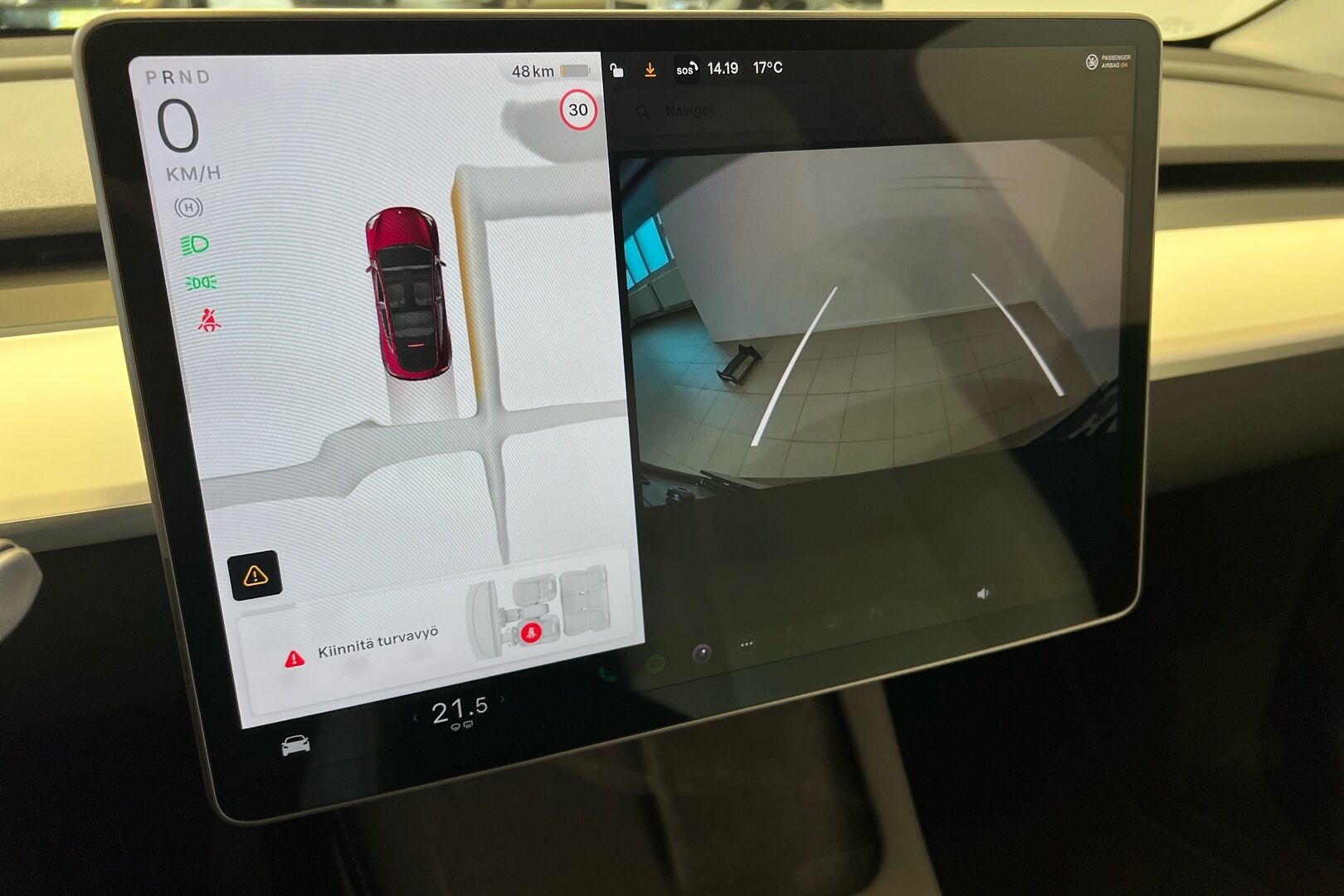 TESLA MODEL Y iso kuva 14