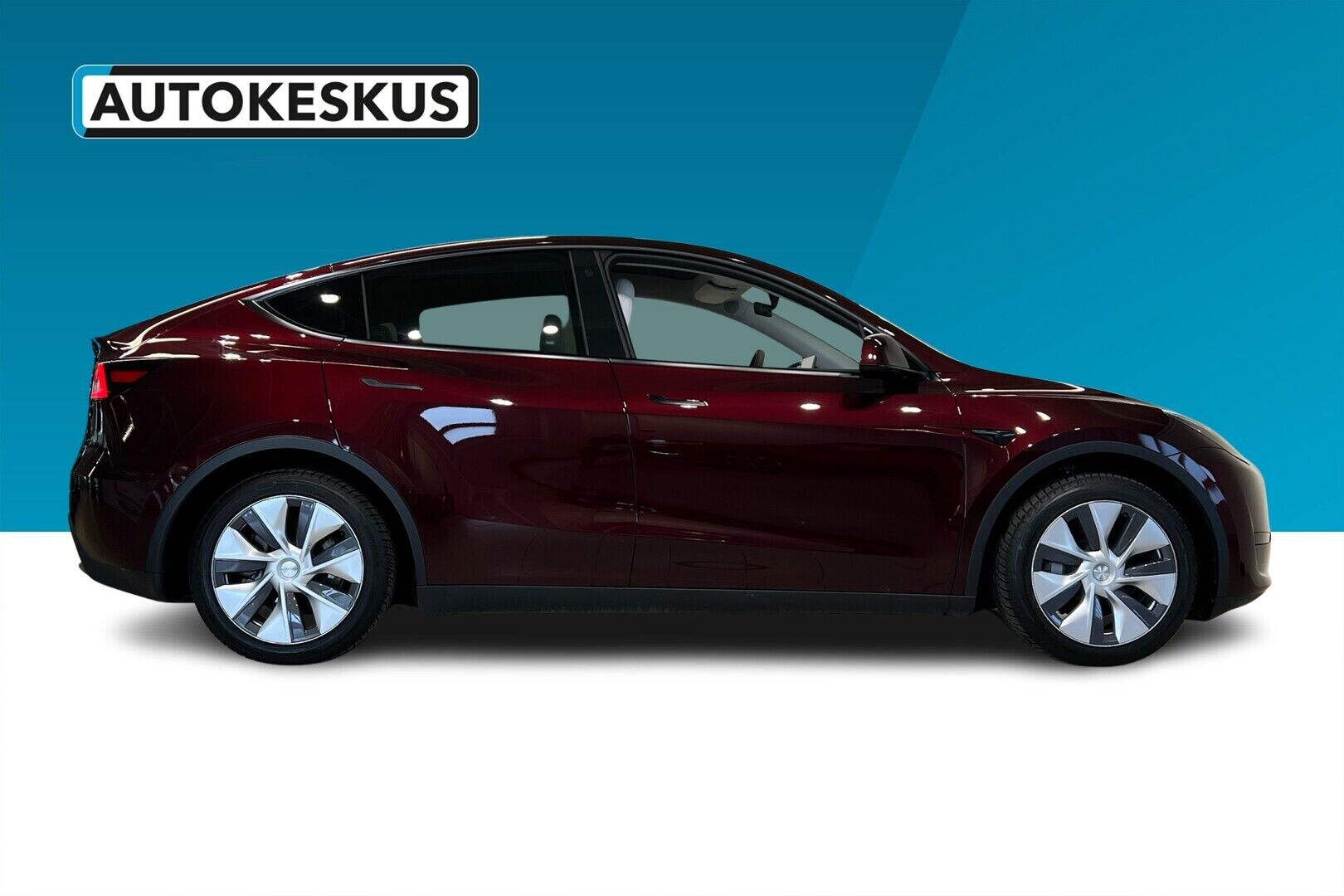 TESLA MODEL Y iso kuva 5