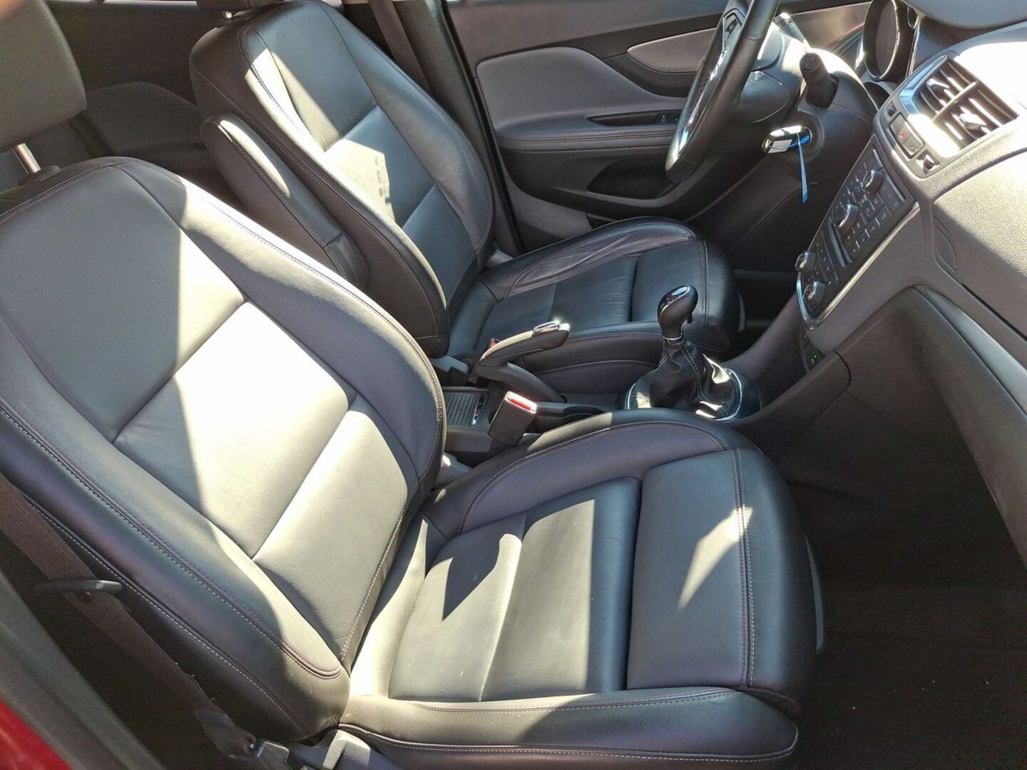 OPEL MOKKA iso kuva 2