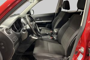 Suzuki Grand Vitara esikatselu 5