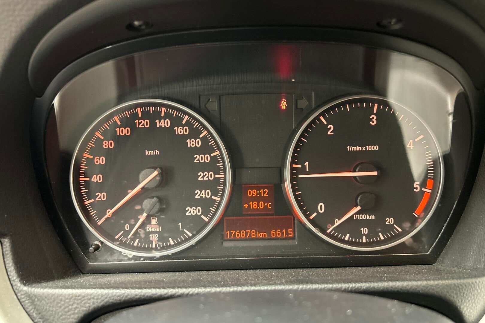 BMW 3-sarja iso kuva 20