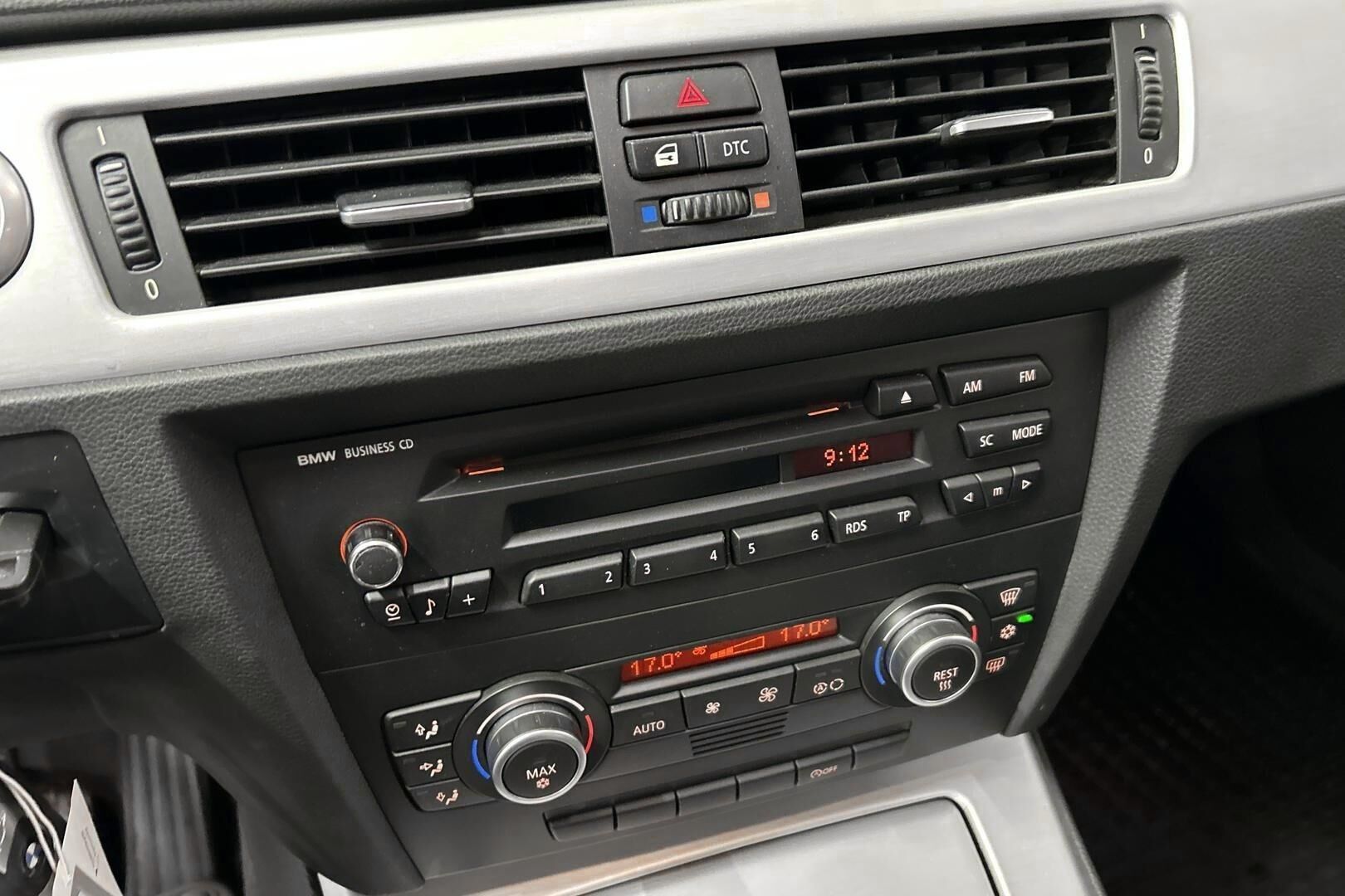 BMW 3-sarja iso kuva 14