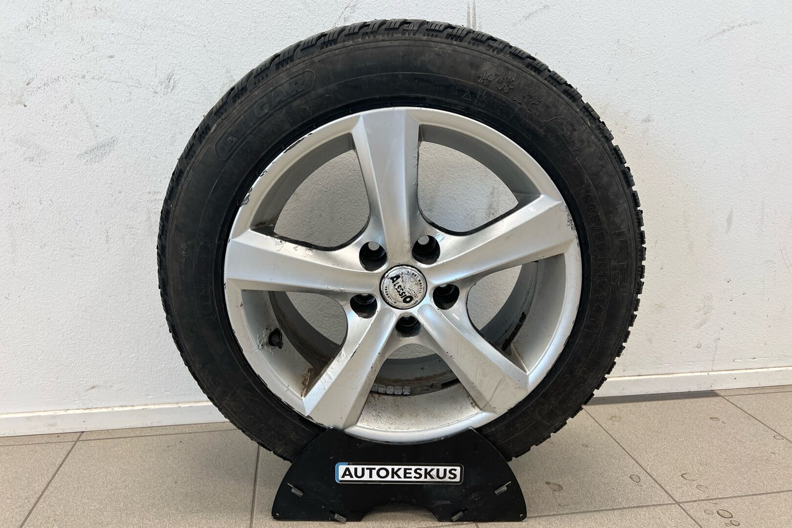 Audi A6 iso kuva 16