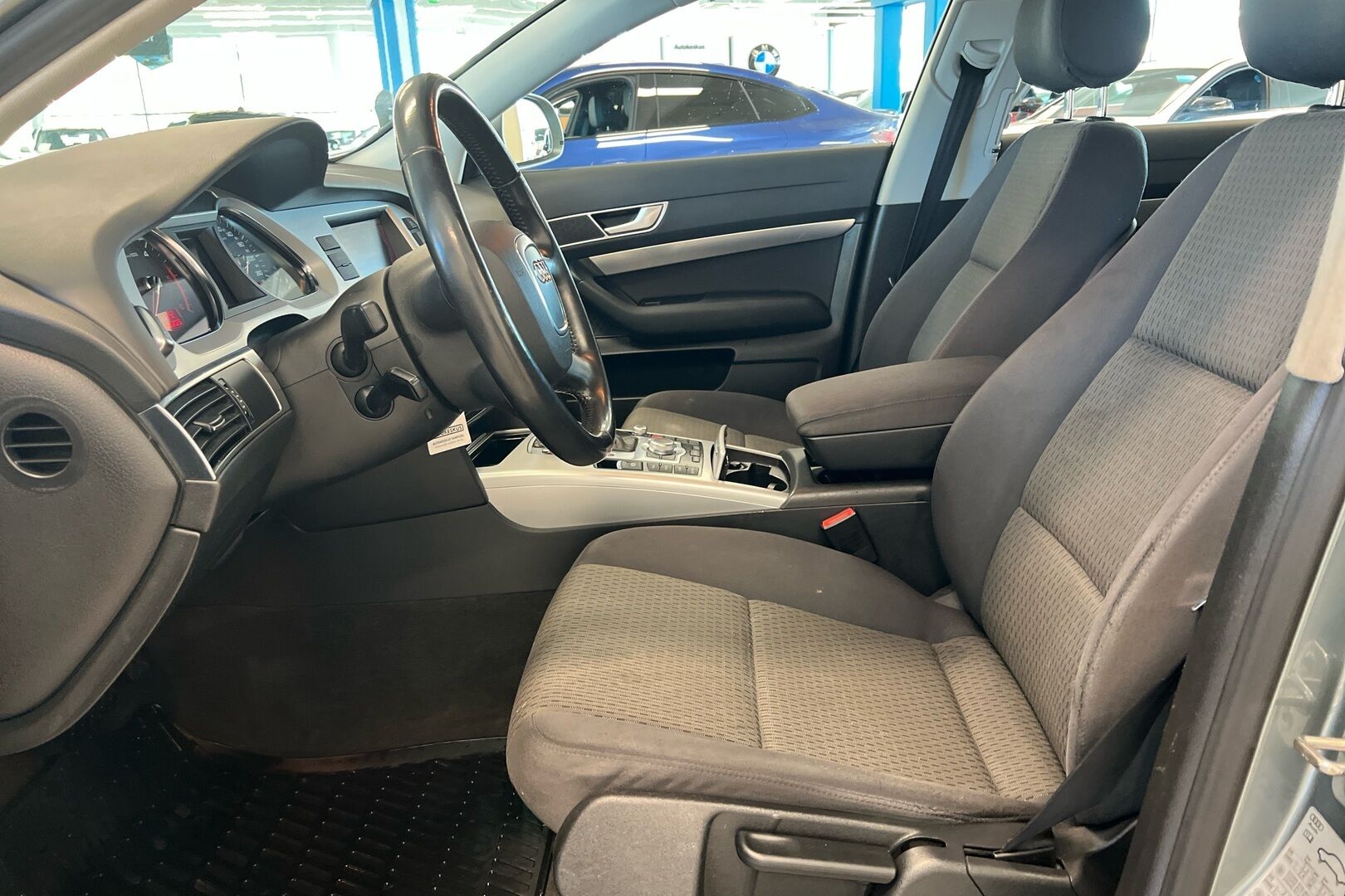 Audi A6 iso kuva 7