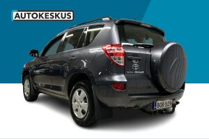 Toyota RAV4 esikatselu 7
