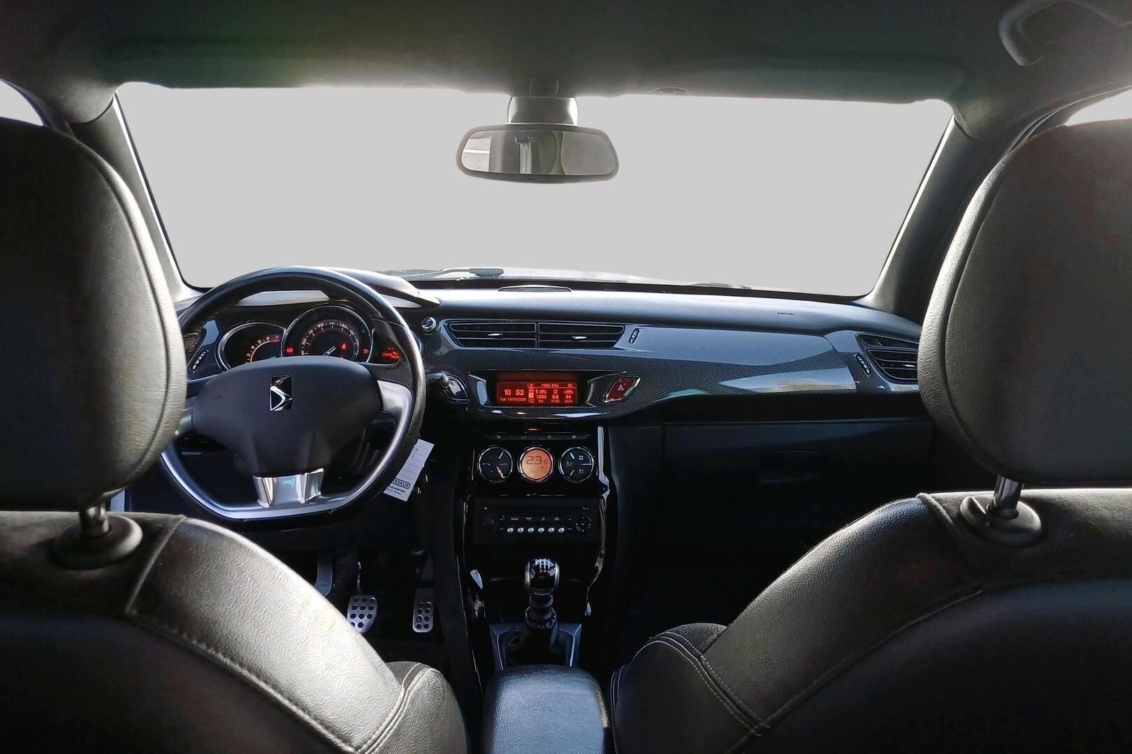 Citroen DS3 iso kuva 10
