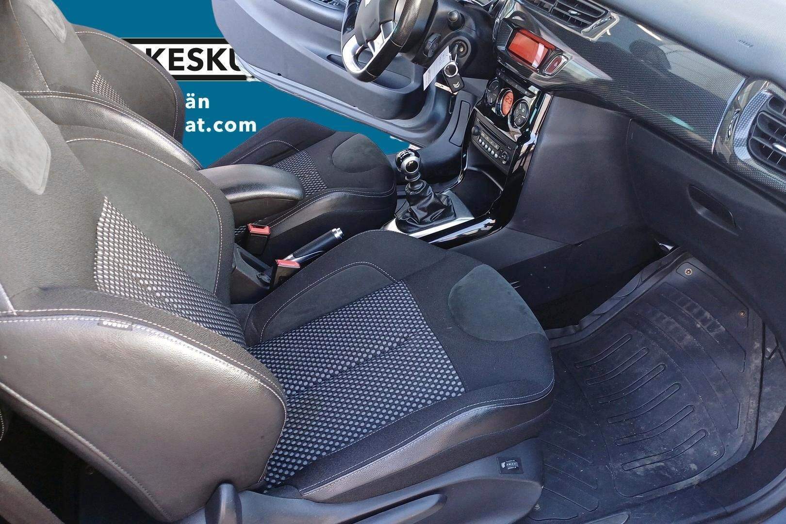 Citroen DS3 iso kuva 13