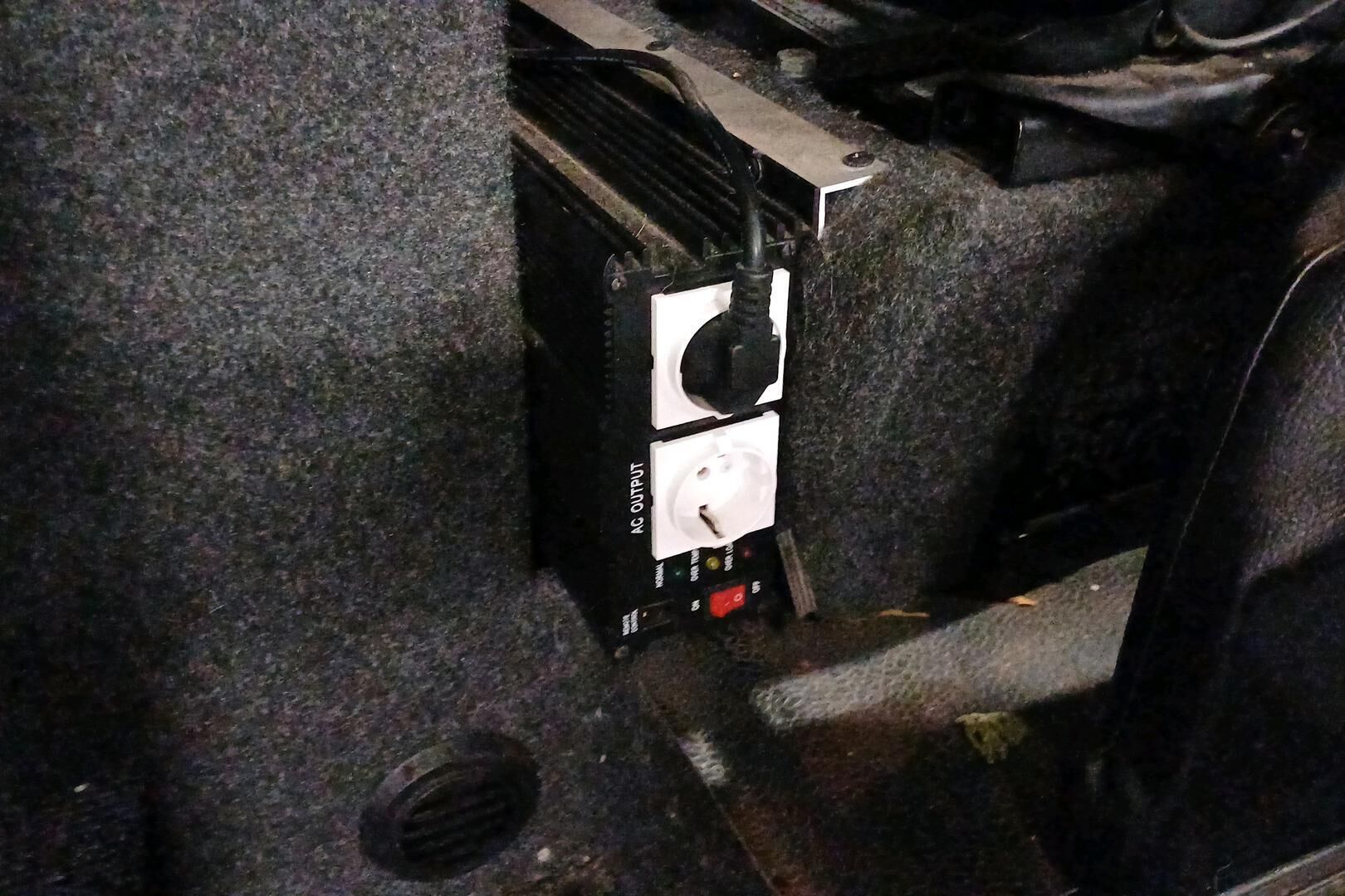 Renault Master iso kuva 15