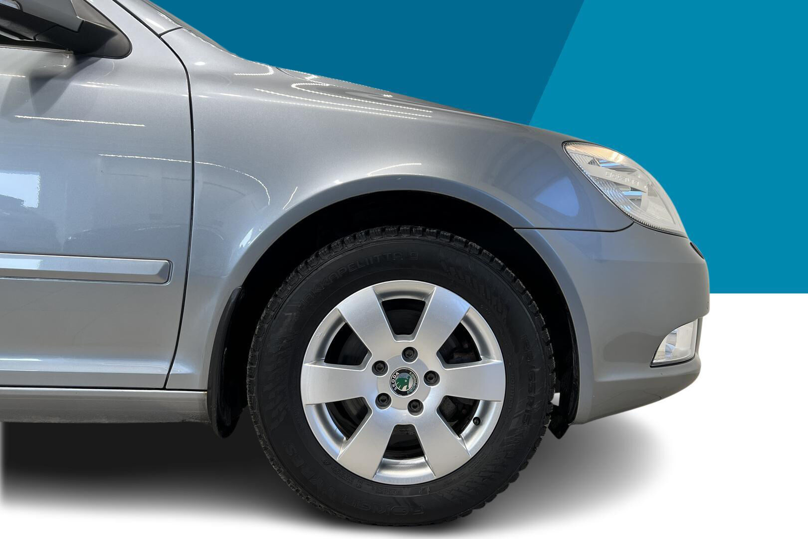 Skoda Octavia iso kuva 13