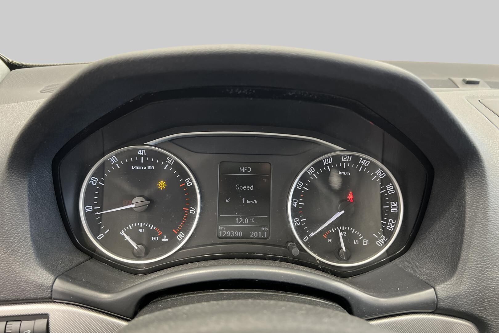 Skoda Octavia iso kuva 14